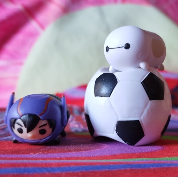 Disney Tsum Tsum Hiro Baymax and Soccer Ball - Picture 7 of 7